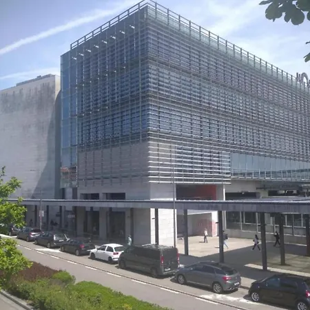 Apartament Gray Red Porto