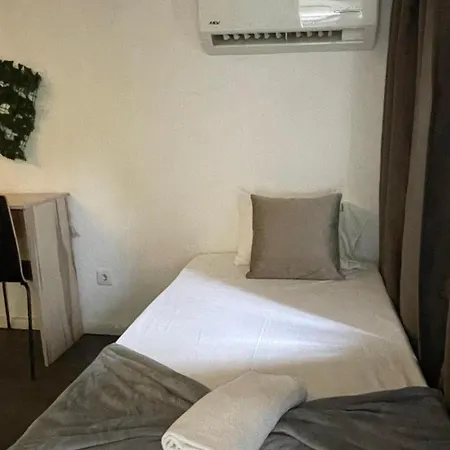 Gray Red * ポルト